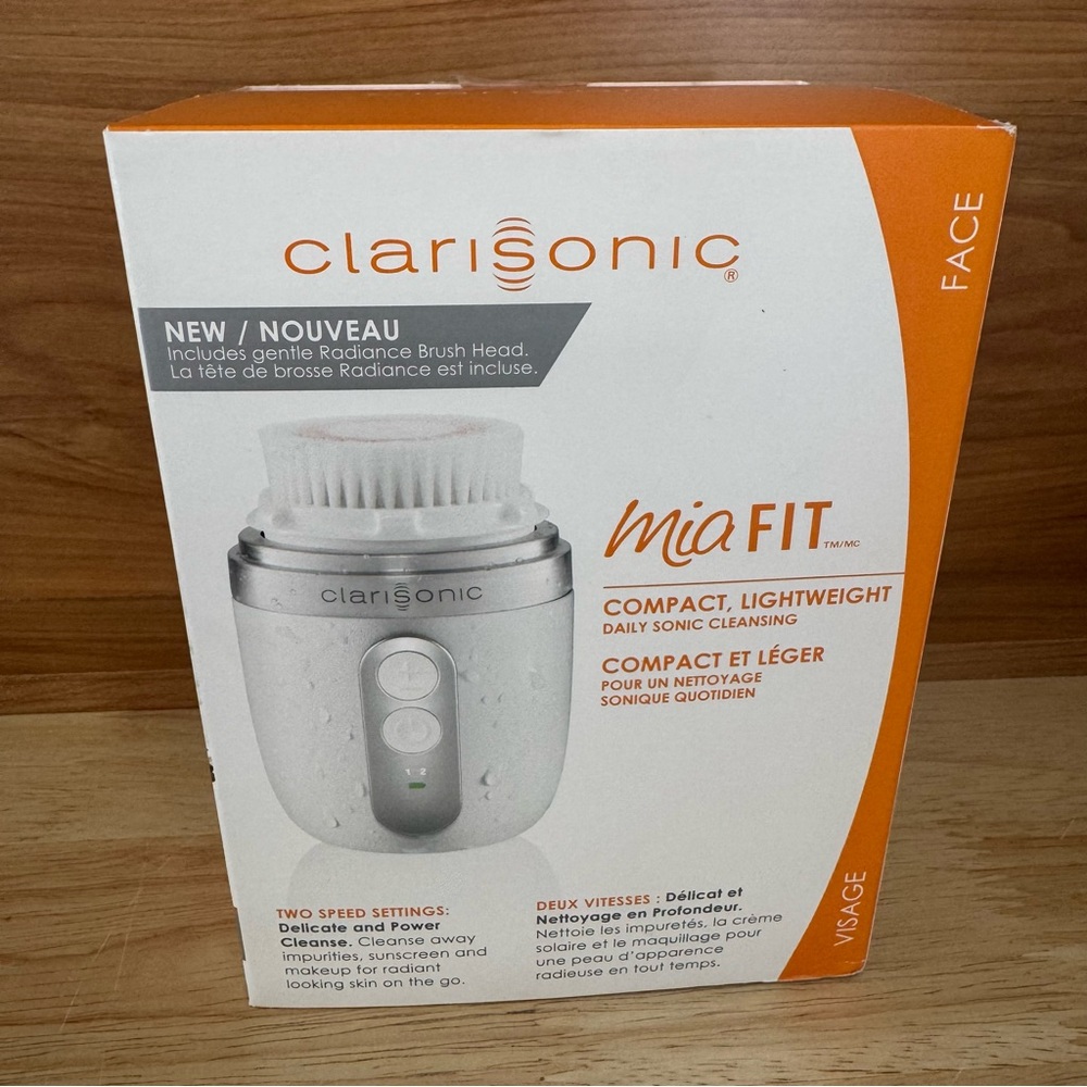 Clarisonic Mia Fit Skin Cleaning Face Brush Compact Lightweight
